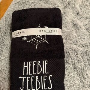 Rae Dunn Kitchen Towels NWT